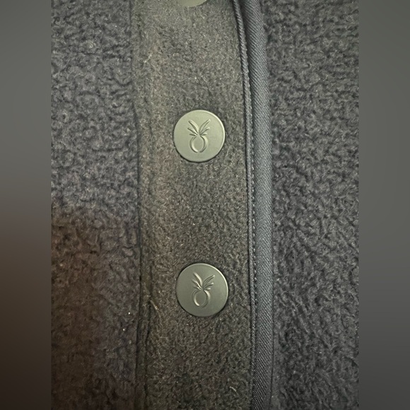 Dudley Stephens Sherpa Fleece Palomino Pullover in Navy Blue, Size Medium - Picture 4 of 8